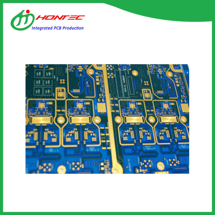 Ännerung vun der Substratgréisst am PCB Fabrikatiounsprozess